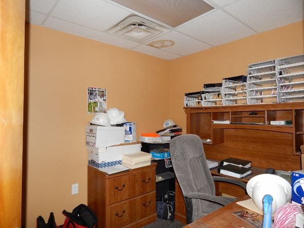 5734 US 64, Farmington, NM 87401